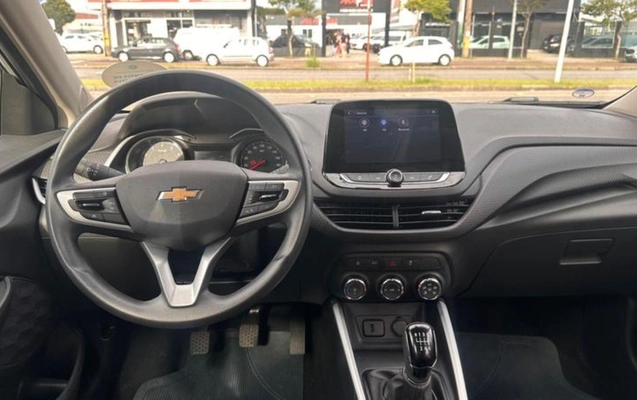 imagem-https://www.socarrao.com.br/sc-vehicle-images-prod/887726/1772284904325-NzcyNDE1M185X0JfN2JjZDdjM2IxMy5qcGVn.jpeg