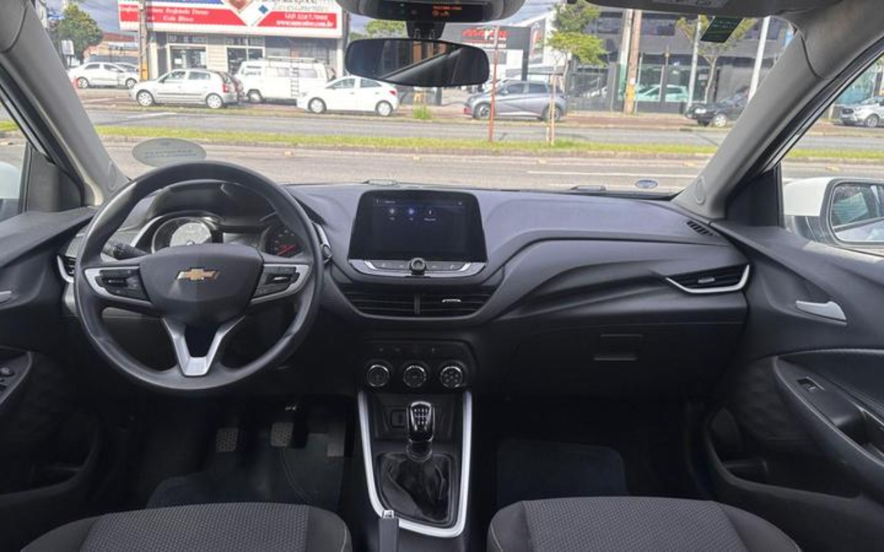 imagem-https://www.socarrao.com.br/sc-vehicle-images-prod/887726/1772284904382-NzcyNDE1M185X0JfYWRkNzZjMmJkMy5qcGVn.jpeg