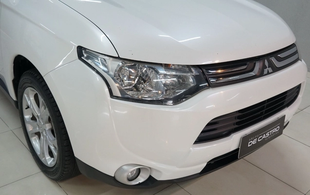 imagem-https://www.socarrao.com.br/sc-vehicle-images-prod/887902/1772289076564-MTIuanBn.jpg