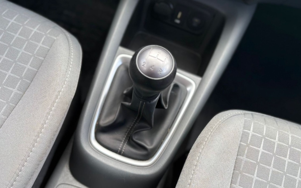 imagem-https://www.socarrao.com.br/sc-vehicle-images-prod/887944/1772290383524-V2hhdHNBcHAgSW1hZ2UgMjAyNi0wMi0yOCBhdCAxMC40NS4wNCAoMSkuanBlZw.jpeg