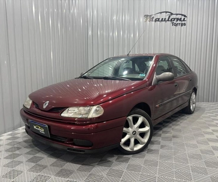 Renault Laguna RT 2.0 1997 Vermelho — foto 1 de 3