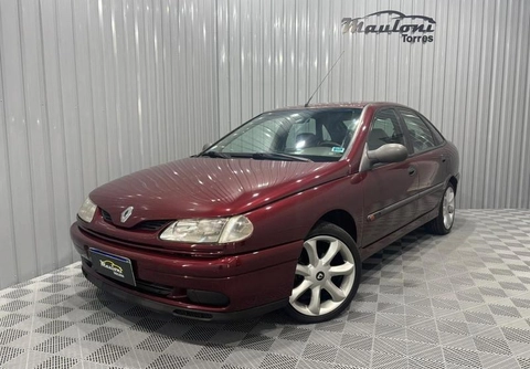 Renault Laguna RT 2.0 1997 Vermelho — foto 1 de 3