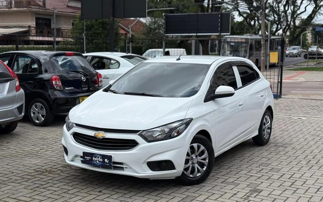 imagem-https://www.socarrao.com.br/sc-vehicle-images-prod/887997/1788549464602-7801192_13_B_e38be883af.jpeg