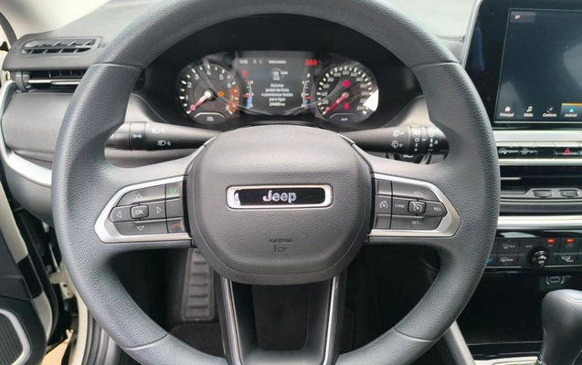 imagem-https://www.socarrao.com.br/sc-vehicle-images-prod/888010/1788207416816-7850938_5_B_319ede9325.jpeg