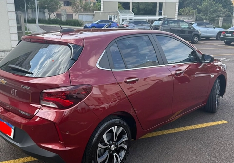 Chevrolet Onix 2025 Vermelho — foto 1 de 3