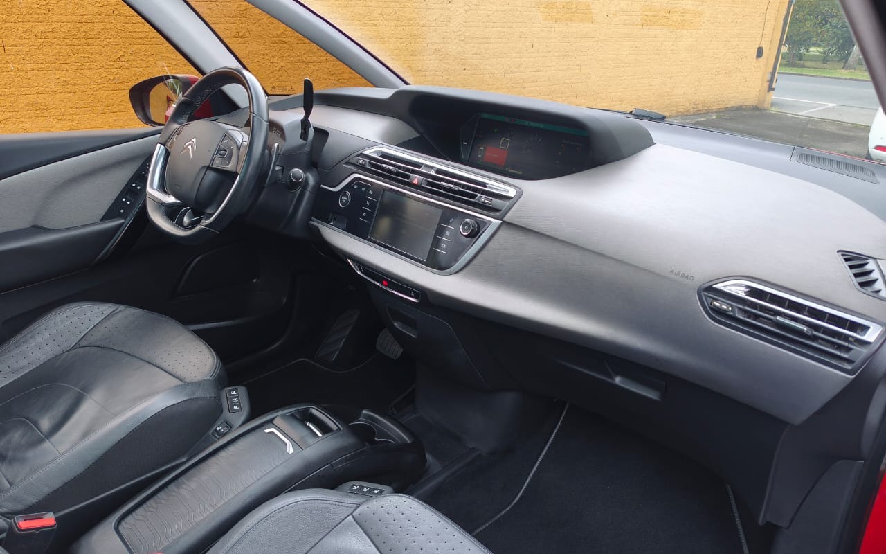 imagem-https://www.socarrao.com.br/sc-vehicle-images-prod/889549/1772401110457-SU1HLTIwMjYwMjI0LVdBMDAwNy5qcGc.jpg