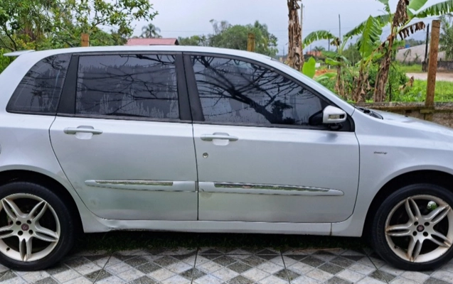 imagem-https://www.socarrao.com.br/sc-vehicle-images-prod/890510/1772455825661-U2NyZWVuc2hvdF8yMDI2MDMwMl8wOTQ1MzhfR2FsbGVyeS5qcGc.jpg