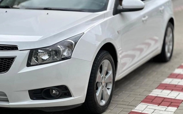 imagem-https://www.socarrao.com.br/sc-vehicle-images-prod/890754/1788533835901-7852828_0_B_8aec2a027a.jpeg