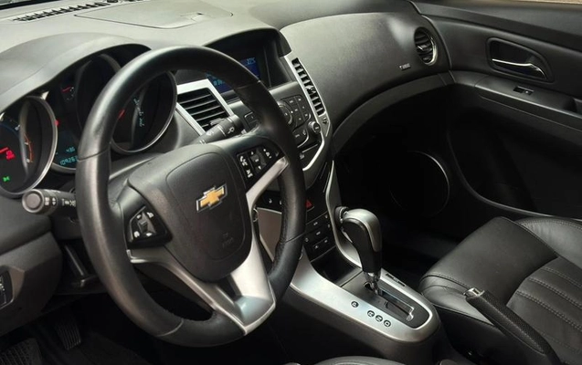 imagem-https://www.socarrao.com.br/sc-vehicle-images-prod/890754/1788533835915-7852828_7_B_8dd85479f4.jpeg