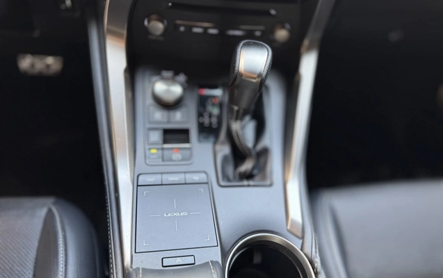imagem-https://www.socarrao.com.br/sc-vehicle-images-prod/891785/1772462000481-vehicle_image_1756933682_99c4c9b9c944fbb4b5ce28149bfcbd8a.jpeg