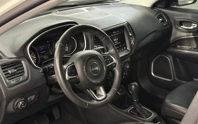 imagem-https://www.socarrao.com.br/sc-vehicle-images-prod/891797/1788375153389-vehicle_image_1778161965_bad26b940620b96f7d9c5a145c1bff62.jpeg