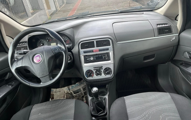imagem-https://www.socarrao.com.br/sc-vehicle-images-prod/893603/1772474614120-N2I5NDdjYTUtMjQyZC00NzA1LWJkYTktZTE5NTY4M2ZlYTcxLmpwZw.jpg