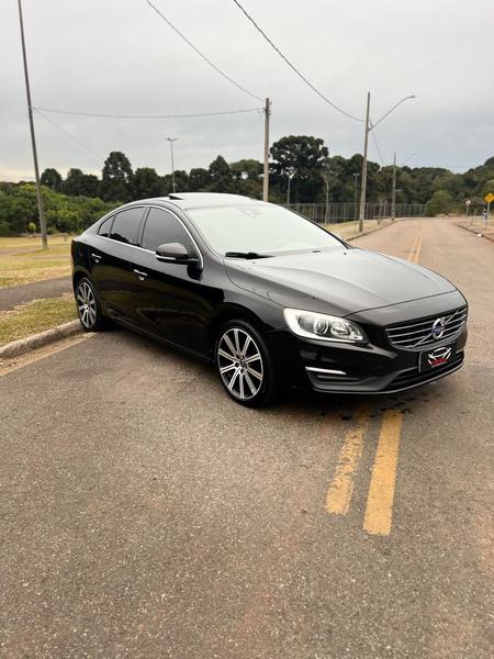 Volvo S60 T 2.0 4p na cor Preto em Curitiba / PR - 8937