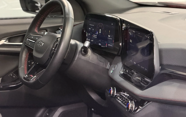 imagem-https://www.socarrao.com.br/sc-vehicle-images-prod/894749/1788082326018-vehicle_image_1787663167_2a4a6d5ce5f88c2db2299d2cb5b5ddb4.jpeg