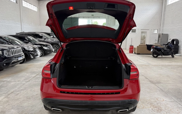 imagem-https://www.socarrao.com.br/sc-vehicle-images-prod/894750/1772486043808-vehicle_image_1770100549_8b5b4a09dd1108910872b2b86ef006d0.jpeg
