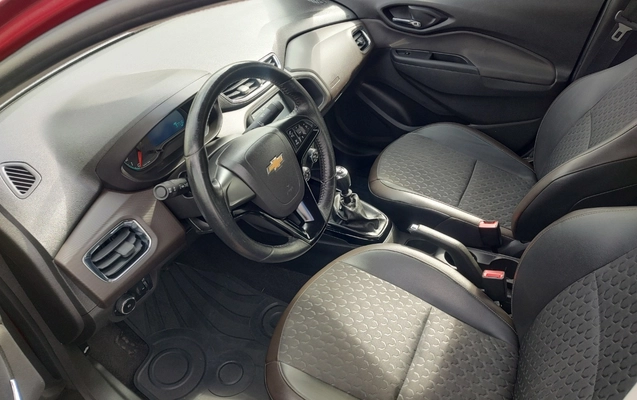 imagem-https://www.socarrao.com.br/sc-vehicle-images-prod/894994/1772503332969-SU1HXzIwMjYwMzAyXzA4NTkxMzkzOF9IRFIuanBn.jpg