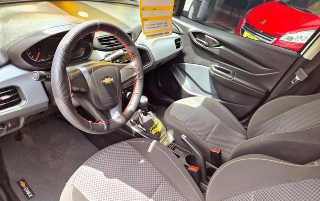 imagem-https://www.socarrao.com.br/sc-vehicle-images-prod/895645/1785264884126-7838487_6_B_5754db1f70.jpeg