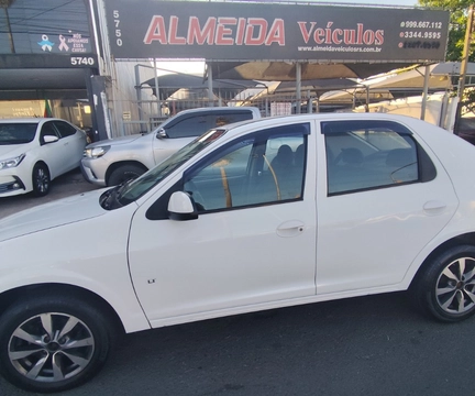 Chevrolet Prisma 2012 Branco — foto 1 de 3