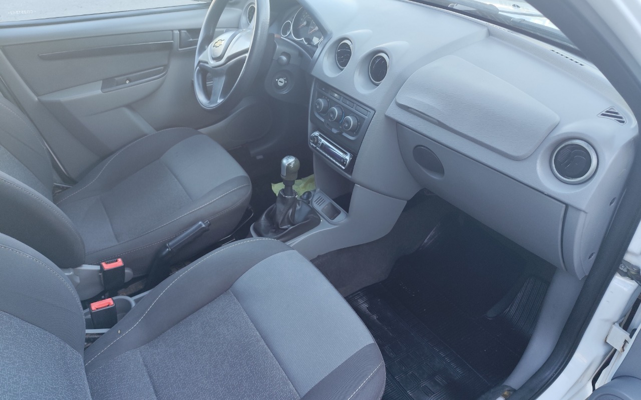 imagem-https://www.socarrao.com.br/sc-vehicle-images-prod/895739/1772627126454-MTc3MjU3MDU1NTQ4OS5qcGc.jpg