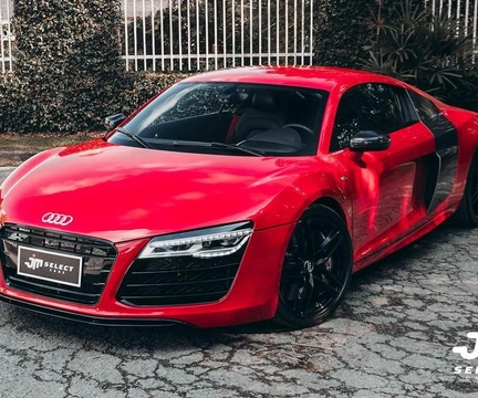 Audi R8 2014 Vermelho — foto 1 de 3