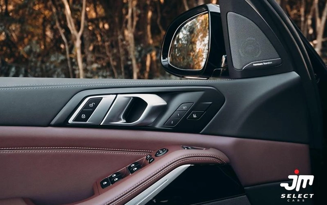 imagem-https://www.socarrao.com.br/sc-vehicle-images-prod/895968/1783076778987-7605463_18_B_86ce935e88.jpeg