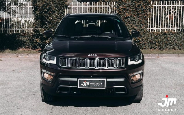 imagem-https://www.socarrao.com.br/sc-vehicle-images-prod/895987/1788205300642-7801687_3_B_168ba2de01.jpeg