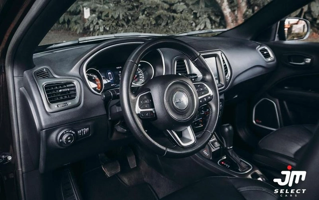 imagem-https://www.socarrao.com.br/sc-vehicle-images-prod/895987/1788205300657-7801687_17_B_06825c91c3.jpeg