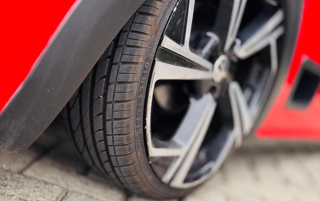 imagem-https://www.socarrao.com.br/sc-vehicle-images-prod/896185/1772551563897-6617612_8_B_7d15c2c1ac.jpg