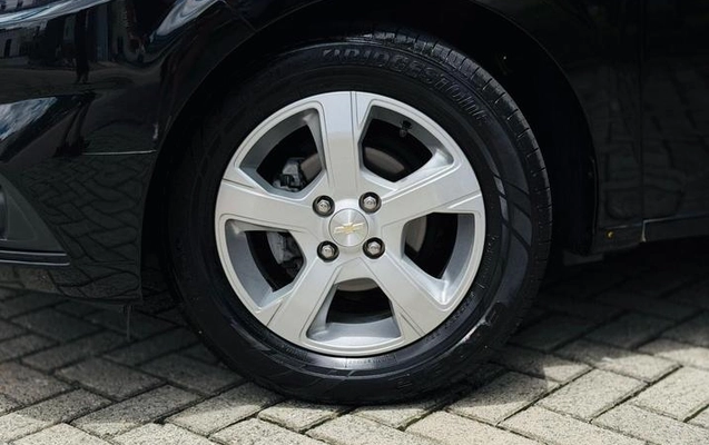 imagem-https://www.socarrao.com.br/sc-vehicle-images-prod/896198/1773259899327-7780434_1_B_a98a5f48d1.jpeg