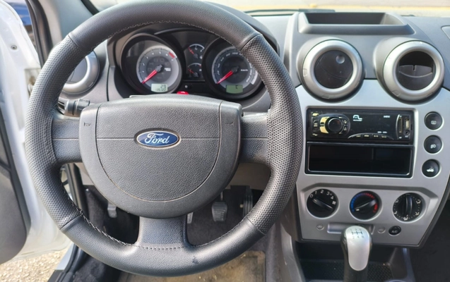 imagem-https://www.socarrao.com.br/sc-vehicle-images-prod/896210/1773495183416-V2hhdHNBcHAgSW1hZ2UgMjAyNi0wMy0xMyBhdCAxNi4yNy4yOS5qcGVn.jpeg
