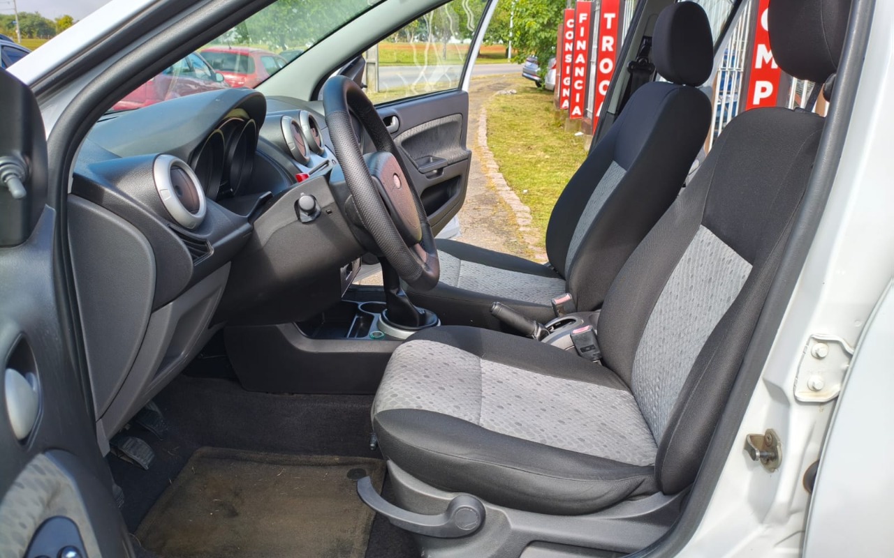 imagem-https://www.socarrao.com.br/sc-vehicle-images-prod/896210/1773495183562-V2hhdHNBcHAgSW1hZ2UgMjAyNi0wMy0xMyBhdCAxNi4yNy4yNy5qcGVn.jpeg