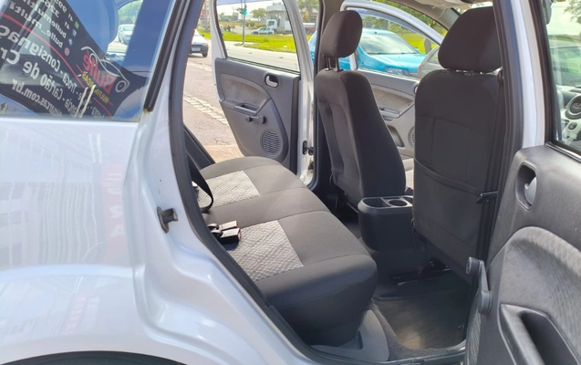 imagem-https://www.socarrao.com.br/sc-vehicle-images-prod/896210/1773495183679-V2hhdHNBcHAgSW1hZ2UgMjAyNi0wMy0xMyBhdCAxNi4yNy4yOC5qcGVn.jpeg