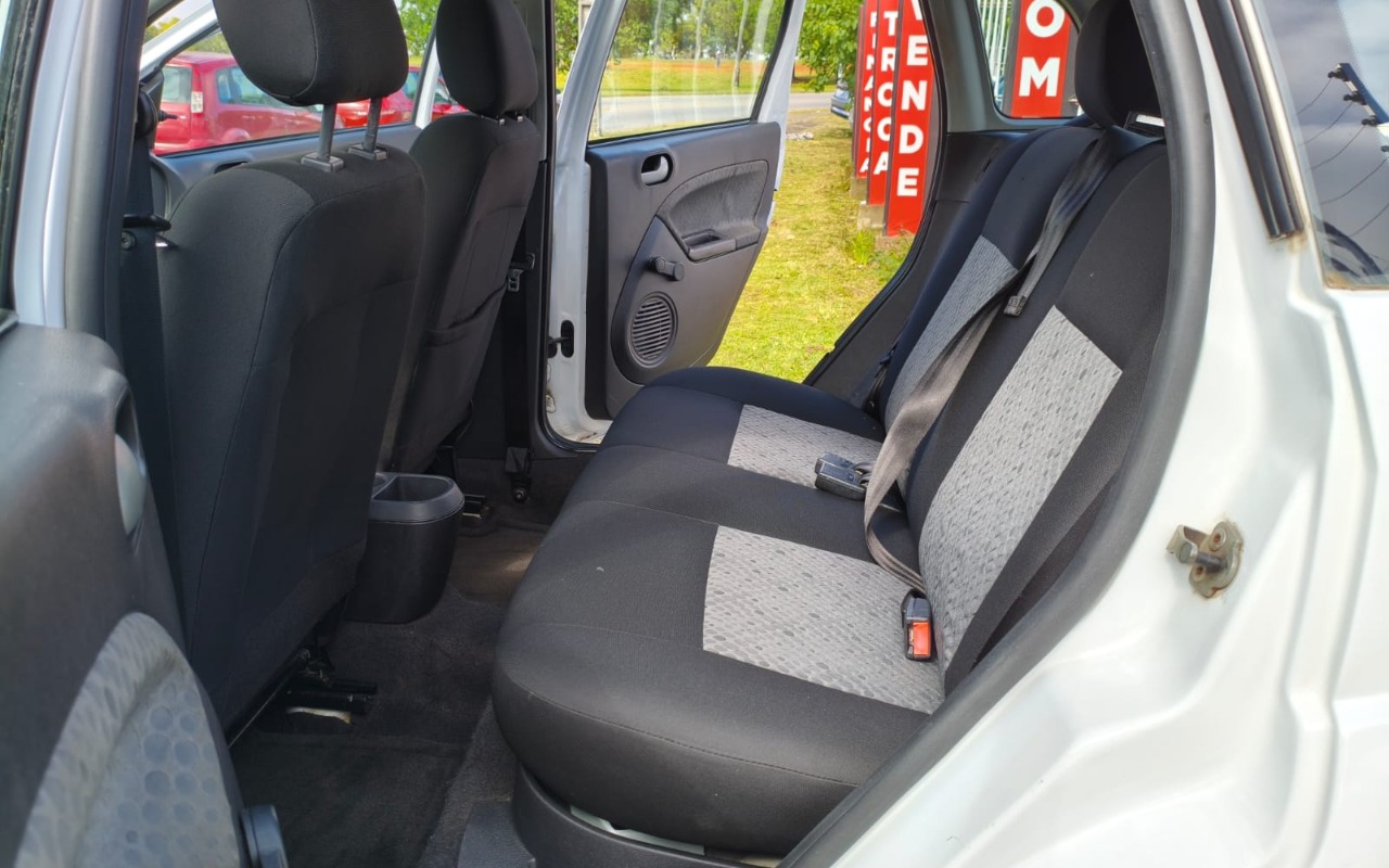 imagem-https://www.socarrao.com.br/sc-vehicle-images-prod/896210/1773495183729-V2hhdHNBcHAgSW1hZ2UgMjAyNi0wMy0xMyBhdCAxNi4yNy4yNyAoMSkuanBlZw.jpeg