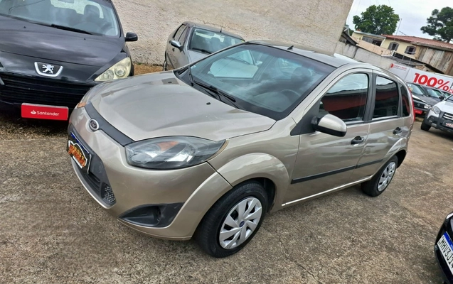 imagem-https://www.socarrao.com.br/sc-vehicle-images-prod/896216/1772552572094-My5qcGc.jpg