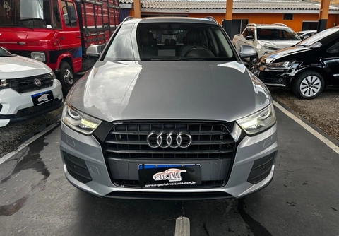 Audi Q3 2017 Prata — foto 1 de 3