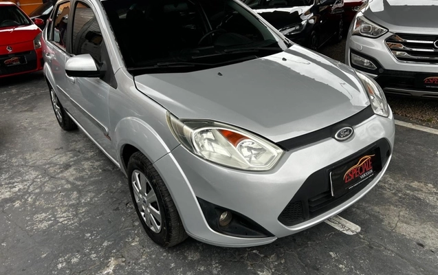 imagem-https://www.socarrao.com.br/sc-vehicle-images-prod/896247/1789755198740-f4TGi1uTPioRH443ILT17AaOP58I2Kmr.jpg