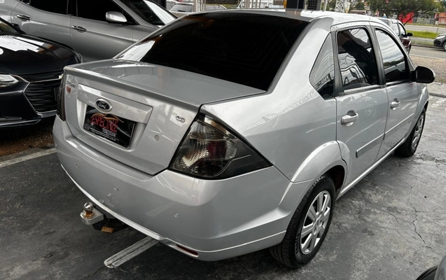 imagem-https://www.socarrao.com.br/sc-vehicle-images-prod/896247/1789755198743-GRYdsdc7YjpK3BDwQEY1tI6eL4rO78aa.jpg