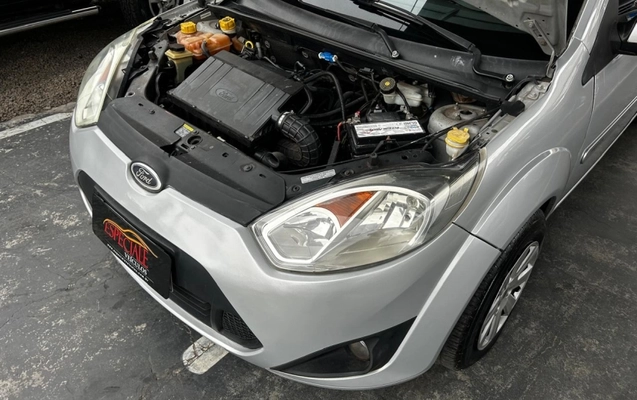 imagem-https://www.socarrao.com.br/sc-vehicle-images-prod/896247/1789755198759-Sd1u0X9wrHscApUMWtqXgz5aLsuYdyMs.jpg