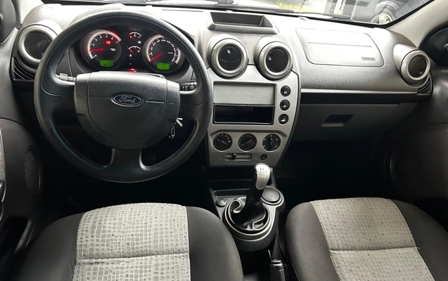 imagem-https://www.socarrao.com.br/sc-vehicle-images-prod/896247/1789755198771-lOMP0aPJMjkqtfzIc2QWhf6dMA8WHUIw.jpg