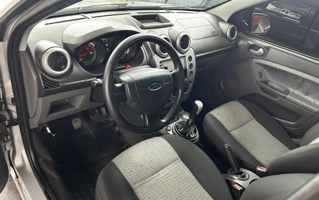 imagem-https://www.socarrao.com.br/sc-vehicle-images-prod/896247/1789755198776-UbgPbfORglpNYFWKeDU9LTY63kH1GiNa.jpg
