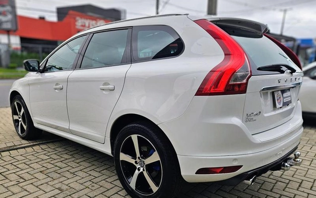imagem-https://www.socarrao.com.br/sc-vehicle-images-prod/896802/1788195060137-7580306_6_B_f932e8e15d.jpeg