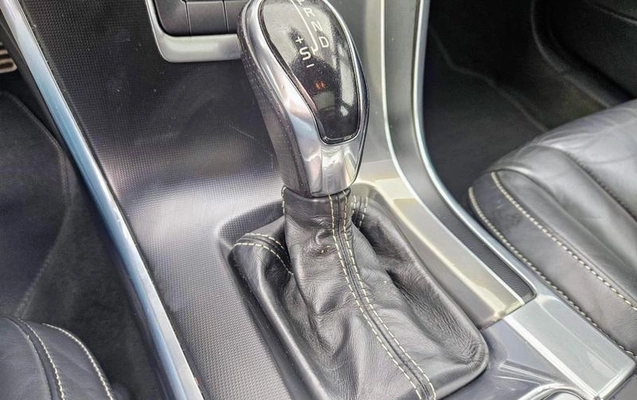 imagem-https://www.socarrao.com.br/sc-vehicle-images-prod/896802/1788195060163-7580306_15_B_3224807914.jpeg