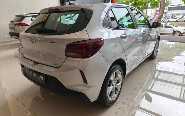 imagem-https://www.socarrao.com.br/sc-vehicle-images-prod/897030/1788466884060-7826683_4_B_0e19fbe22f.jpeg
