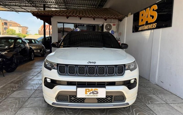 imagem-https://www.socarrao.com.br/sc-vehicle-images-prod/897330/1787935239233-7609418_1_B_24f9666d85.jpeg