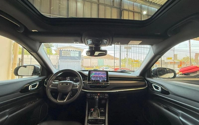imagem-https://www.socarrao.com.br/sc-vehicle-images-prod/897330/1787935239236-7609418_6_B_9a0e3f2245.jpeg