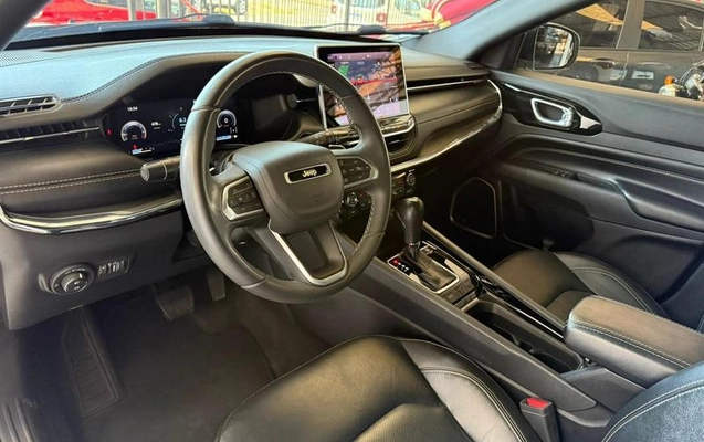 imagem-https://www.socarrao.com.br/sc-vehicle-images-prod/897330/1787935239250-7609418_13_B_dc37d360e3.jpeg