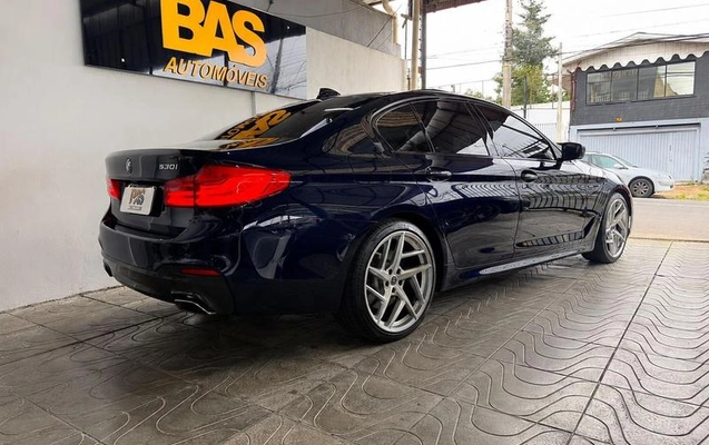 imagem-https://www.socarrao.com.br/sc-vehicle-images-prod/897333/1788887673015-7711345_11_B_c88c341735.jpeg