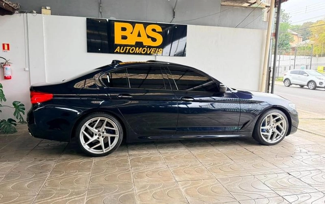 imagem-https://www.socarrao.com.br/sc-vehicle-images-prod/897333/1788887673019-7711345_14_B_6a81a31ddd.jpeg