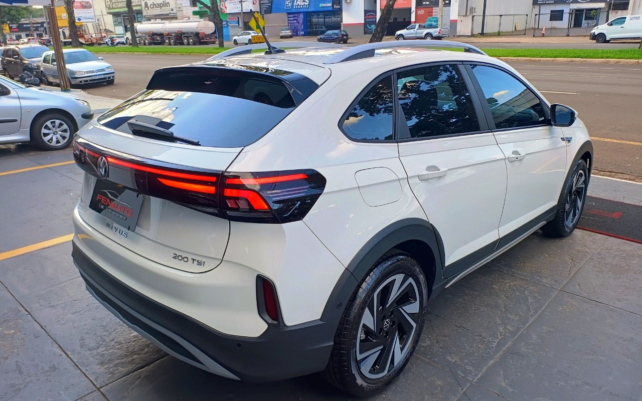 imagem-https://www.socarrao.com.br/sc-vehicle-images-prod/897419/1772569791866-VlcgTklWVVMgMS4wIDIwMCBUU0kgVE9UQUwgRkxFWCBISUdITElORSBBVVRPTcOBVElDTyAyMDI1IEJSQU5DTyA0LmpwZw.jpg