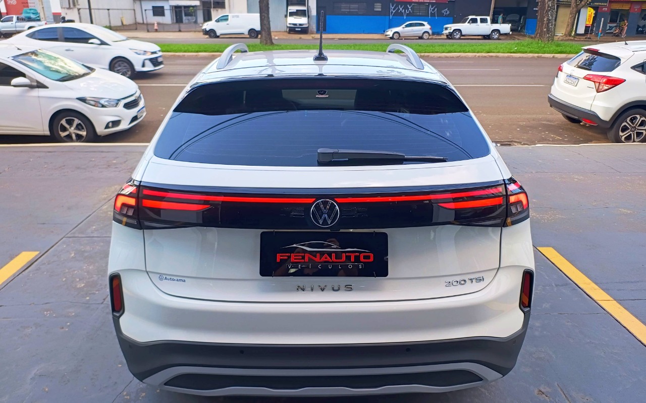imagem-https://www.socarrao.com.br/sc-vehicle-images-prod/897419/1772569792230-VlcgTklWVVMgMS4wIDIwMCBUU0kgVE9UQUwgRkxFWCBISUdITElORSBBVVRPTcOBVElDTyAyMDI1IEJSQU5DTyA4LmpwZw.jpg